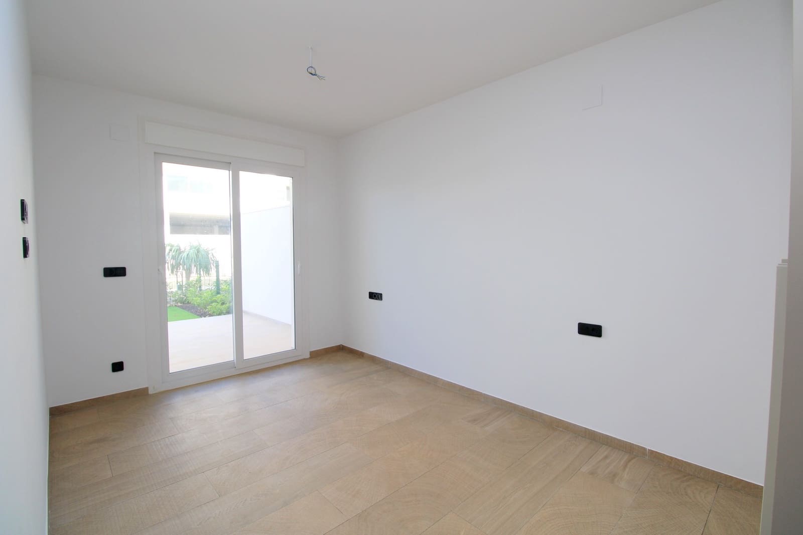 2 bedroom Apartment for sale in Algorfa with pool - € 249,000 (Ref: 9344417)