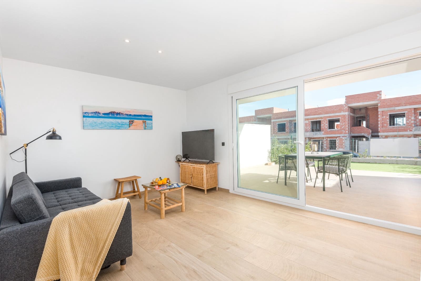 2 bedroom Apartment for sale in Algorfa with pool - € 249,000 (Ref: 9344417)