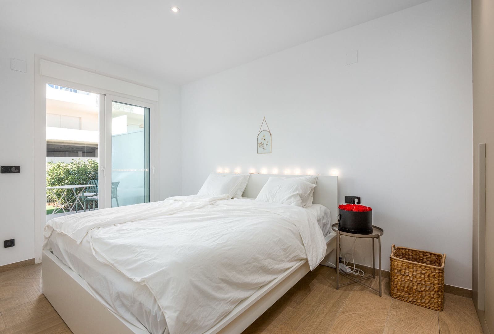 2 bedroom Apartment for sale in Algorfa with pool - € 249,000 (Ref: 9344417)