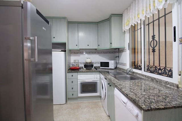 3 quarto Moradia para venda em Playa Flamenca, Orihuela com piscina - 299 999 € (Ref: 9344418)