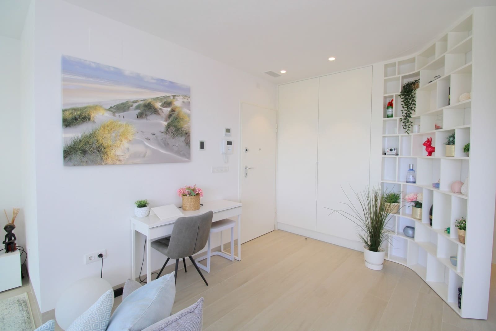 Apartamento de 2 habitaciones en Las Colinas Golf en venta con piscina - 369.000 € (Ref: 9344425)