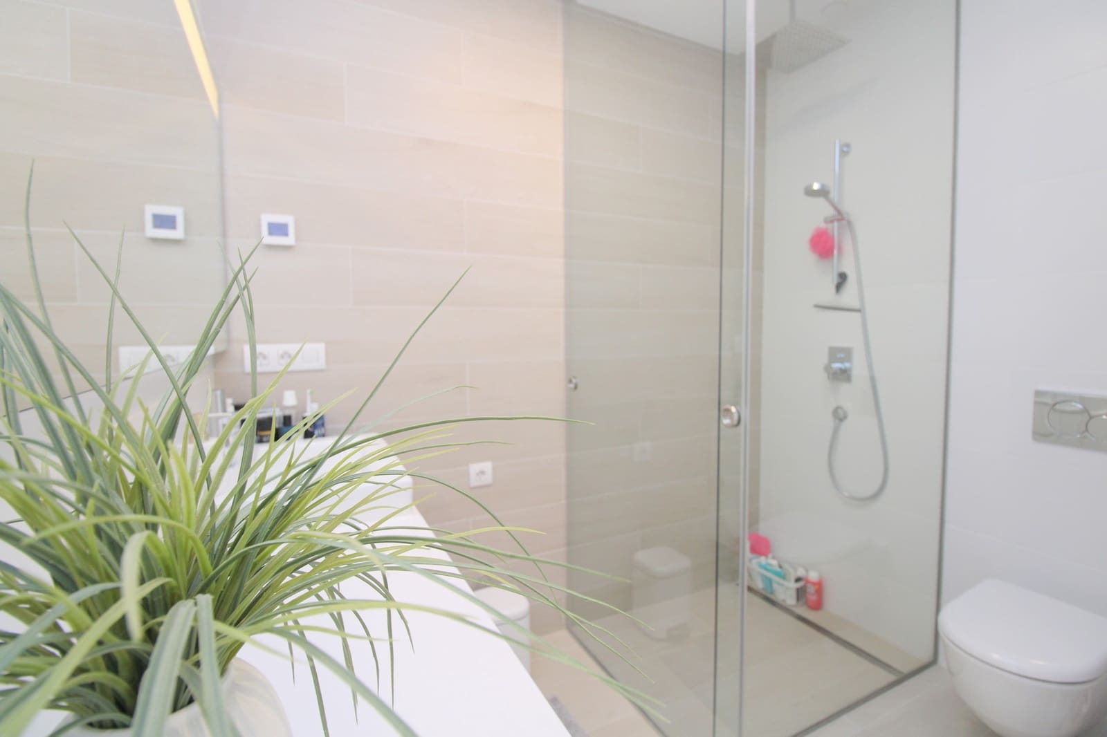 Apartamento de 2 habitaciones en Las Colinas Golf en venta con piscina - 369.000 € (Ref: 9344425)