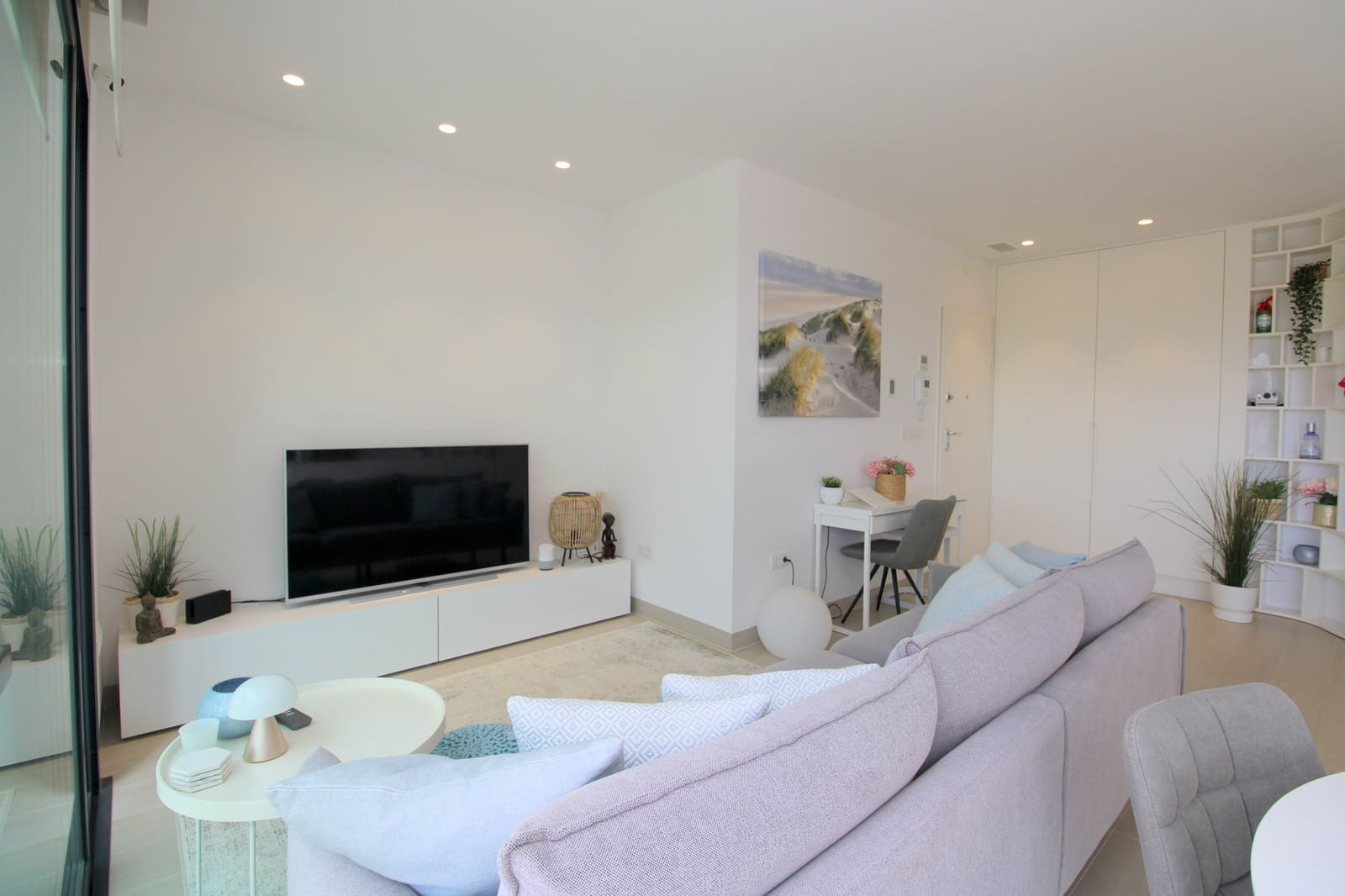 Apartamento de 2 habitaciones en Las Colinas Golf en venta con piscina - 369.000 € (Ref: 9344425)