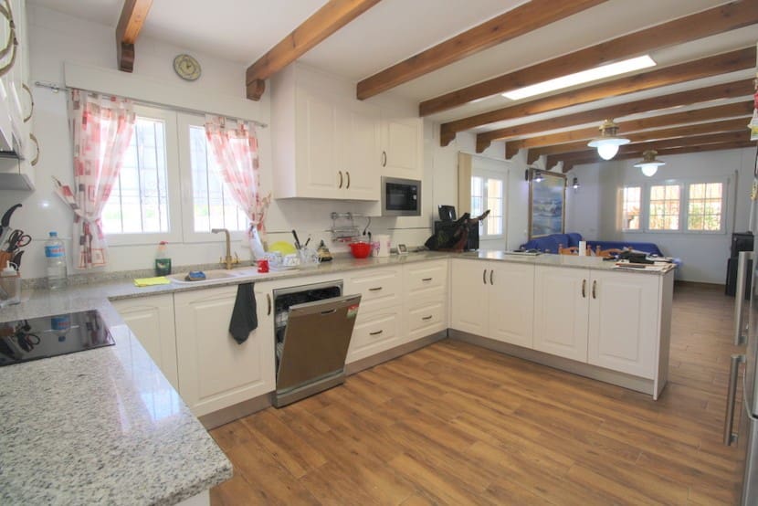 3 bedroom Villa for sale in San Pedro del Pinatar - € 314,999 (Ref: 9344426)