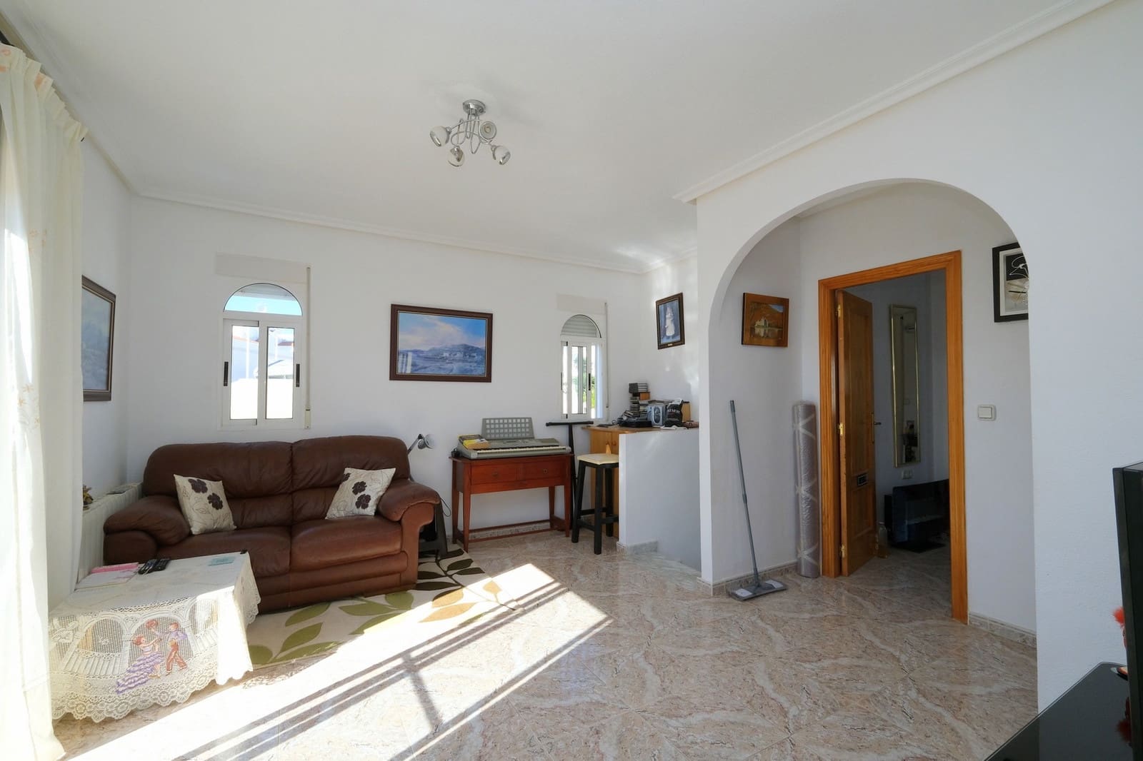 3 Zimmer Villa zu verkaufen in Villamartin mit Pool - 295.000 € (Ref: 9349099)