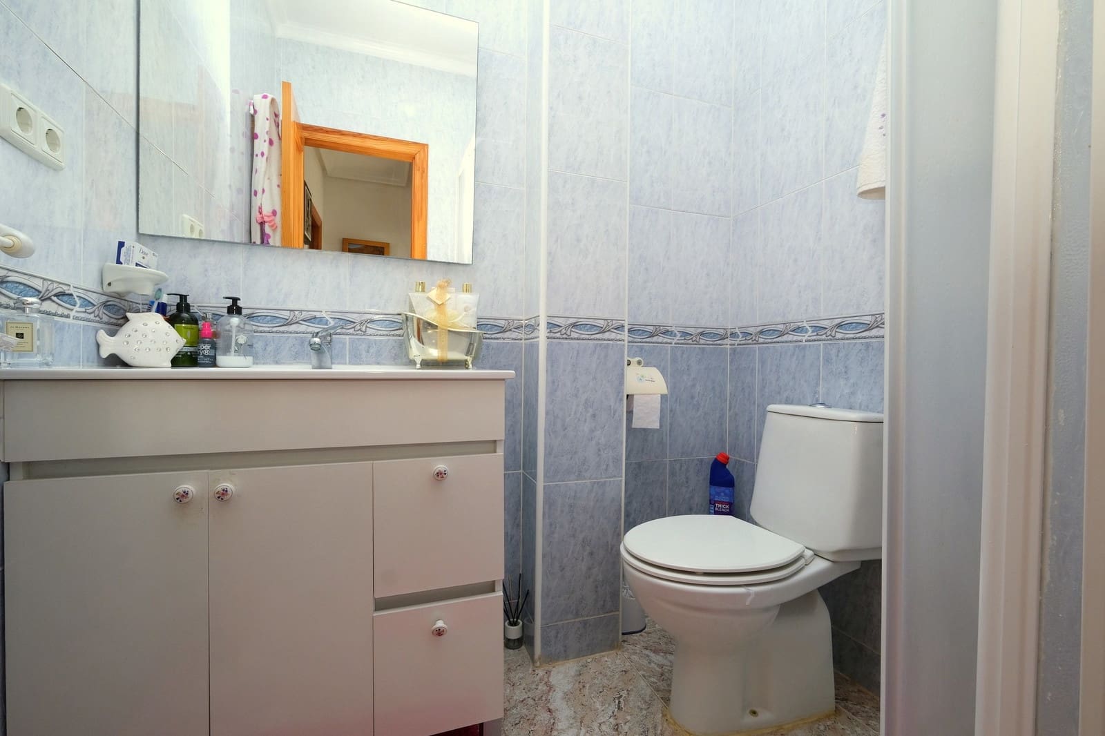 3 Zimmer Villa zu verkaufen in Villamartin mit Pool - 295.000 € (Ref: 9349099)