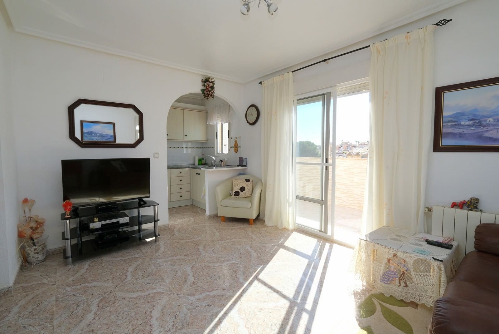 3 Zimmer Villa zu verkaufen in Villamartin mit Pool - 295.000 € (Ref: 9349099)