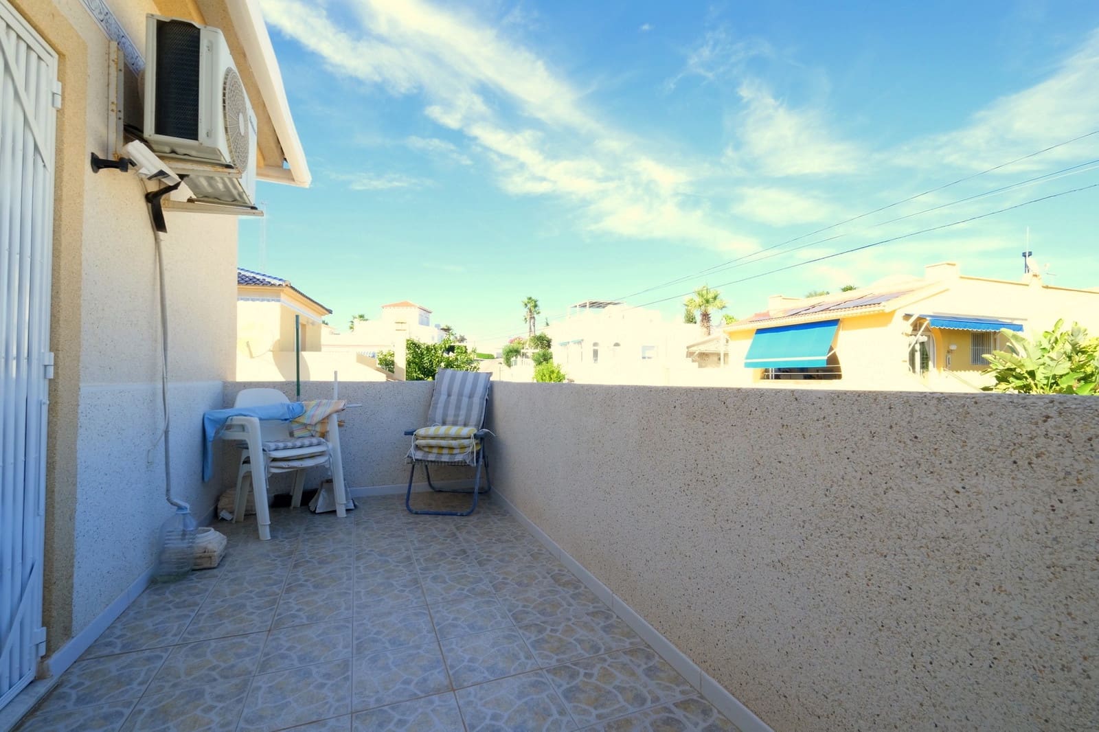 3 Zimmer Villa zu verkaufen in Villamartin mit Pool - 295.000 € (Ref: 9349099)