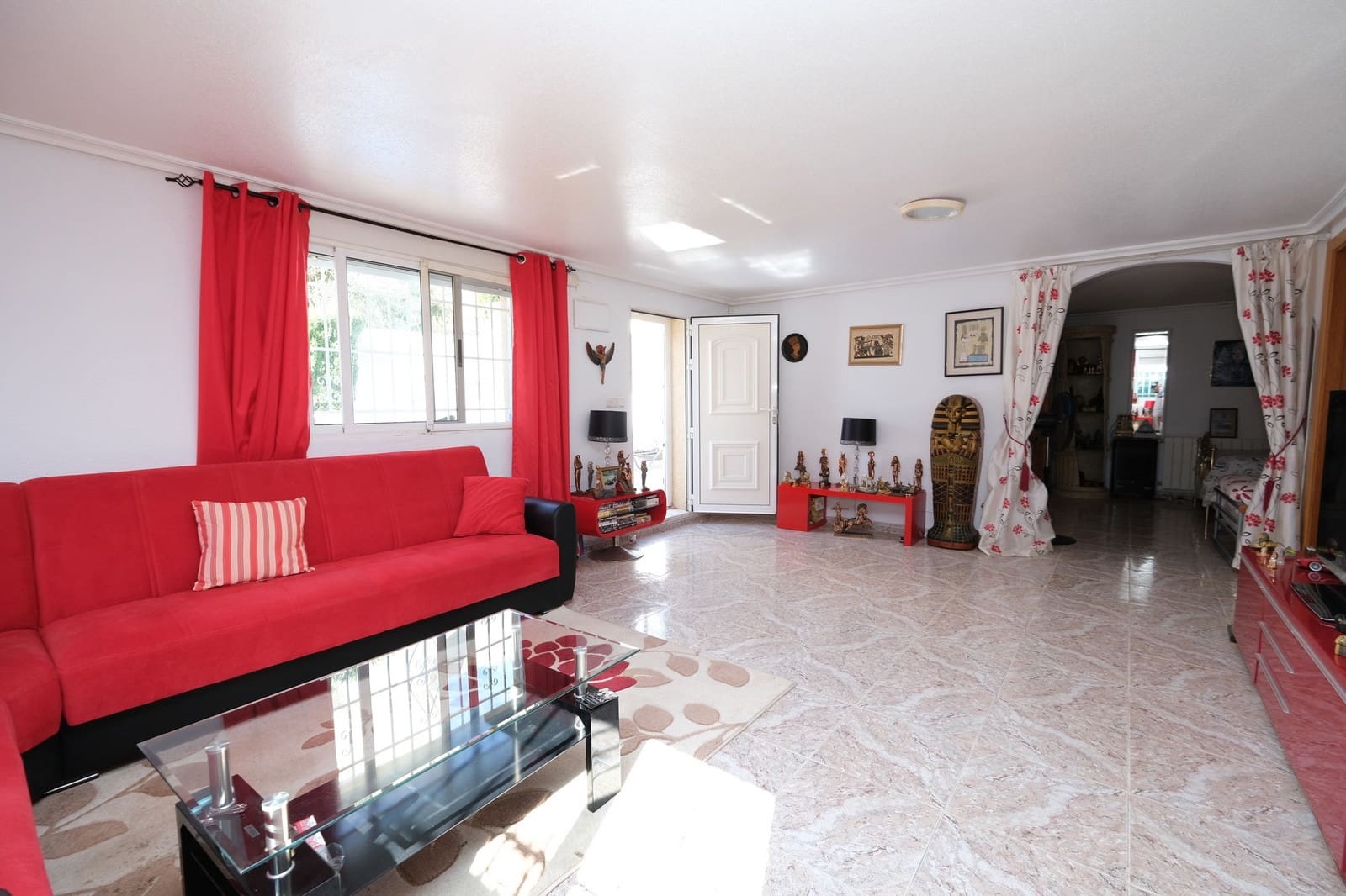 3 Zimmer Villa zu verkaufen in Villamartin mit Pool - 295.000 € (Ref: 9349099)