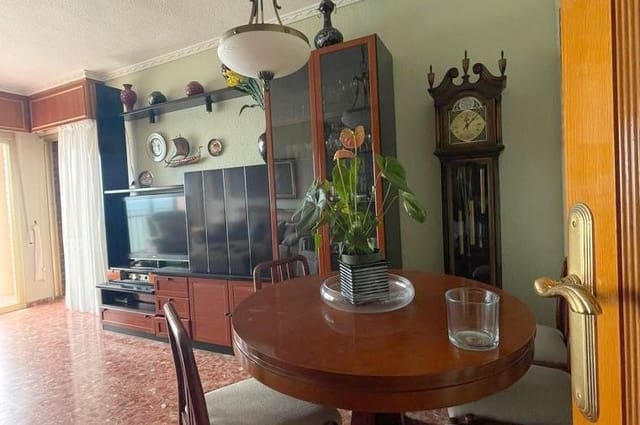 3 bedroom Apartment for sale in Las Piscinas Naturales, Torrevieja - € 497,000 (Ref: 9353228)