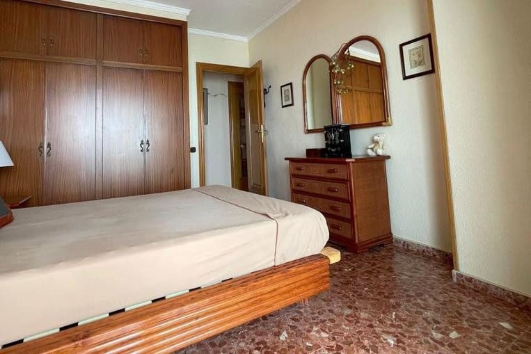 3 bedroom Apartment for sale in Torrevieja - € 497,000 (Ref: 9353228)