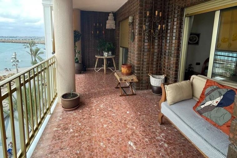 3 bedroom Apartment for sale in Torrevieja - € 497,000 (Ref: 9353228)