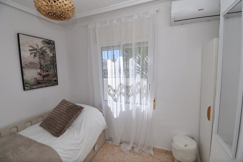 3 bedroom Townhouse for sale in Punta Prima with pool - € 249,999 (Ref: 9356695)