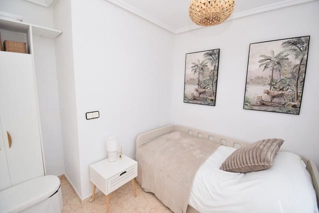 3 bedroom Townhouse for sale in Punta Prima, Torrevieja with pool - € 249,999 (Ref: 9356695)