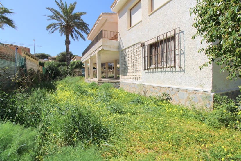 4 soverom Villa til salgs i La Zenia - € 850 000 (Ref: 9356697)