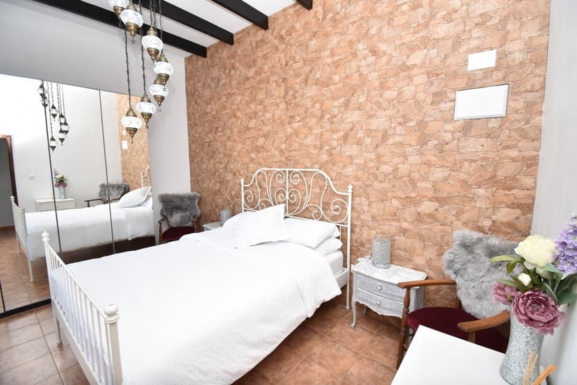 Chalet de 5 habitaciones en Jacarilla en venta con piscina - 595.000 € (Ref: 9367031)