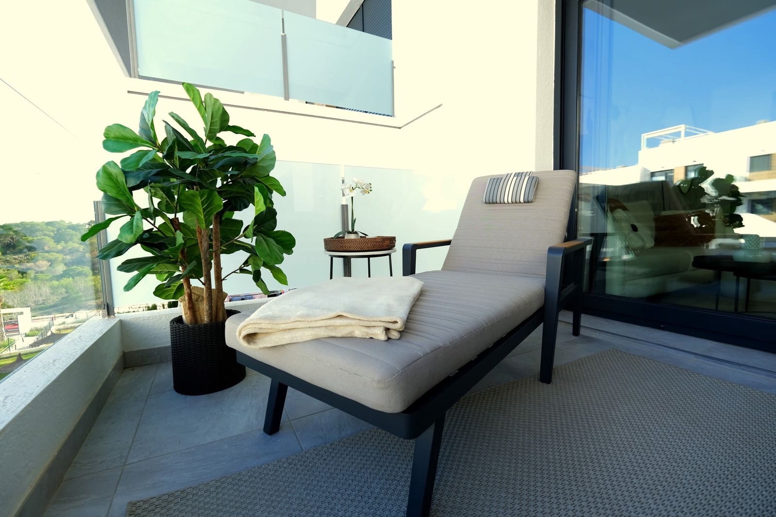 2 bedroom Apartment for sale in Villamartin with pool - € 265,000 (Ref: 9367032)