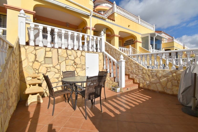 2 slaapkamer Huis te koop in Villamartin met zwembad - € 159.000 (Ref: 9367033)