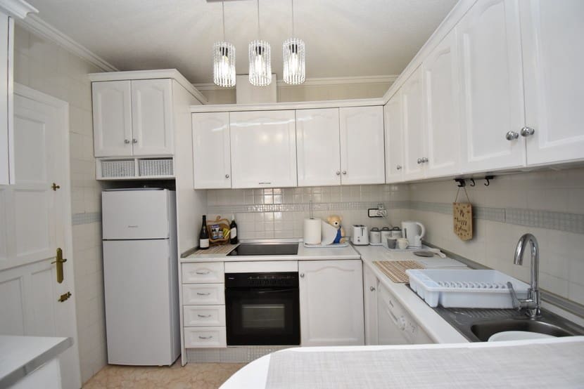 2 slaapkamer Huis te koop in Punta Prima met zwembad - € 219.999 (Ref: 9367035)