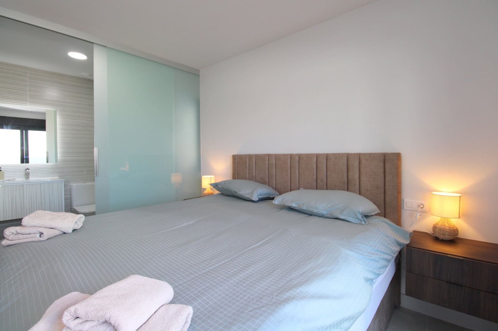 3 Zimmer Apartment zu verkaufen in Los Balcones mit Pool - 350.000 € (Ref: 9371817)