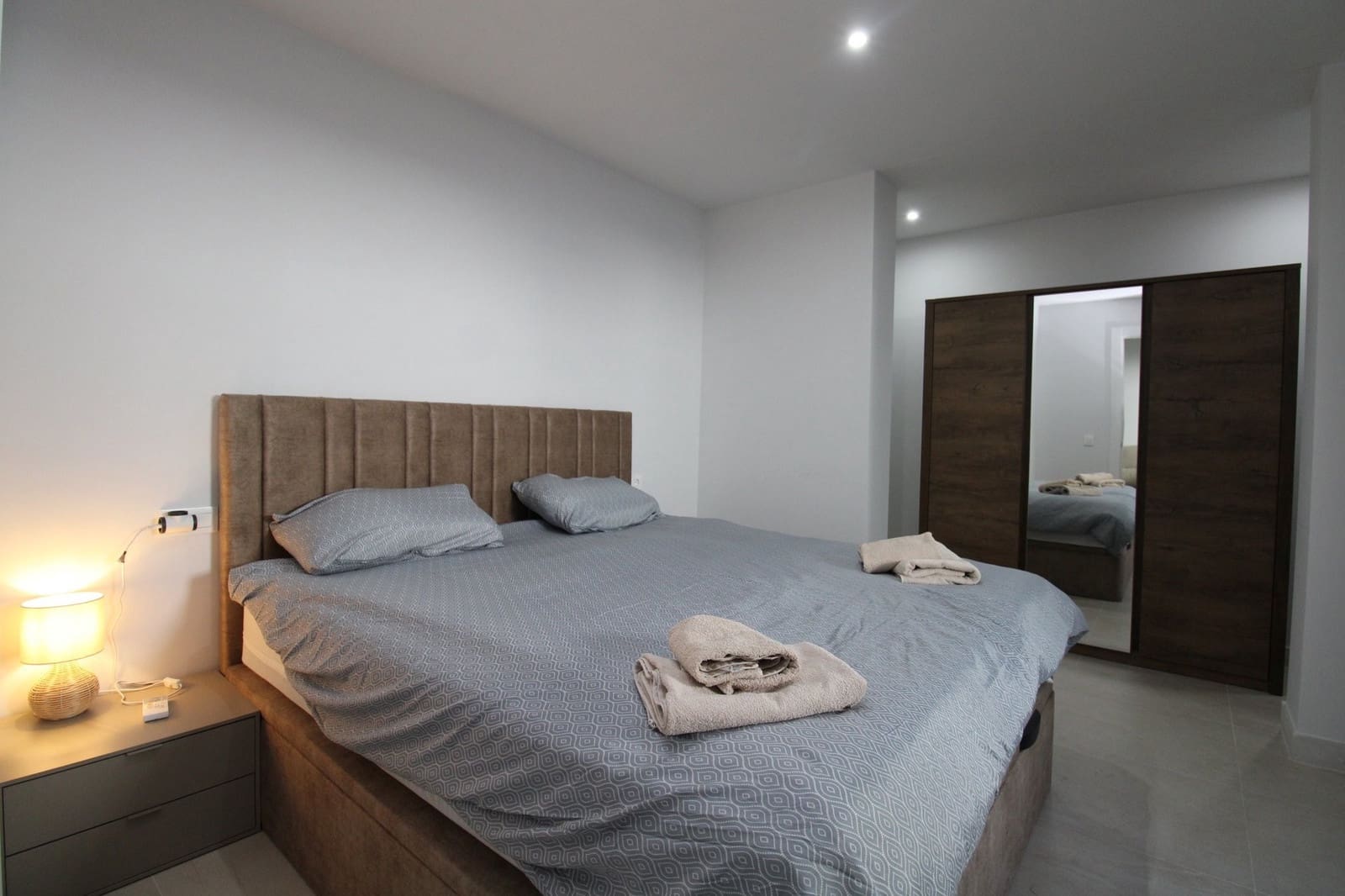 3 Zimmer Apartment zu verkaufen in Los Balcones mit Pool - 350.000 € (Ref: 9371817)