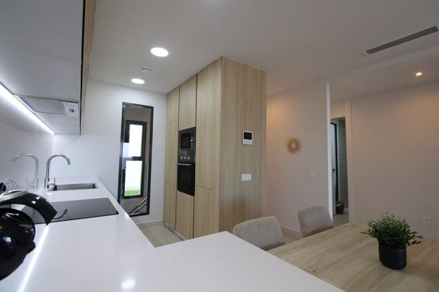 3 Zimmer Apartment zu verkaufen in Los Balcones mit Pool - 350.000 € (Ref: 9371817)