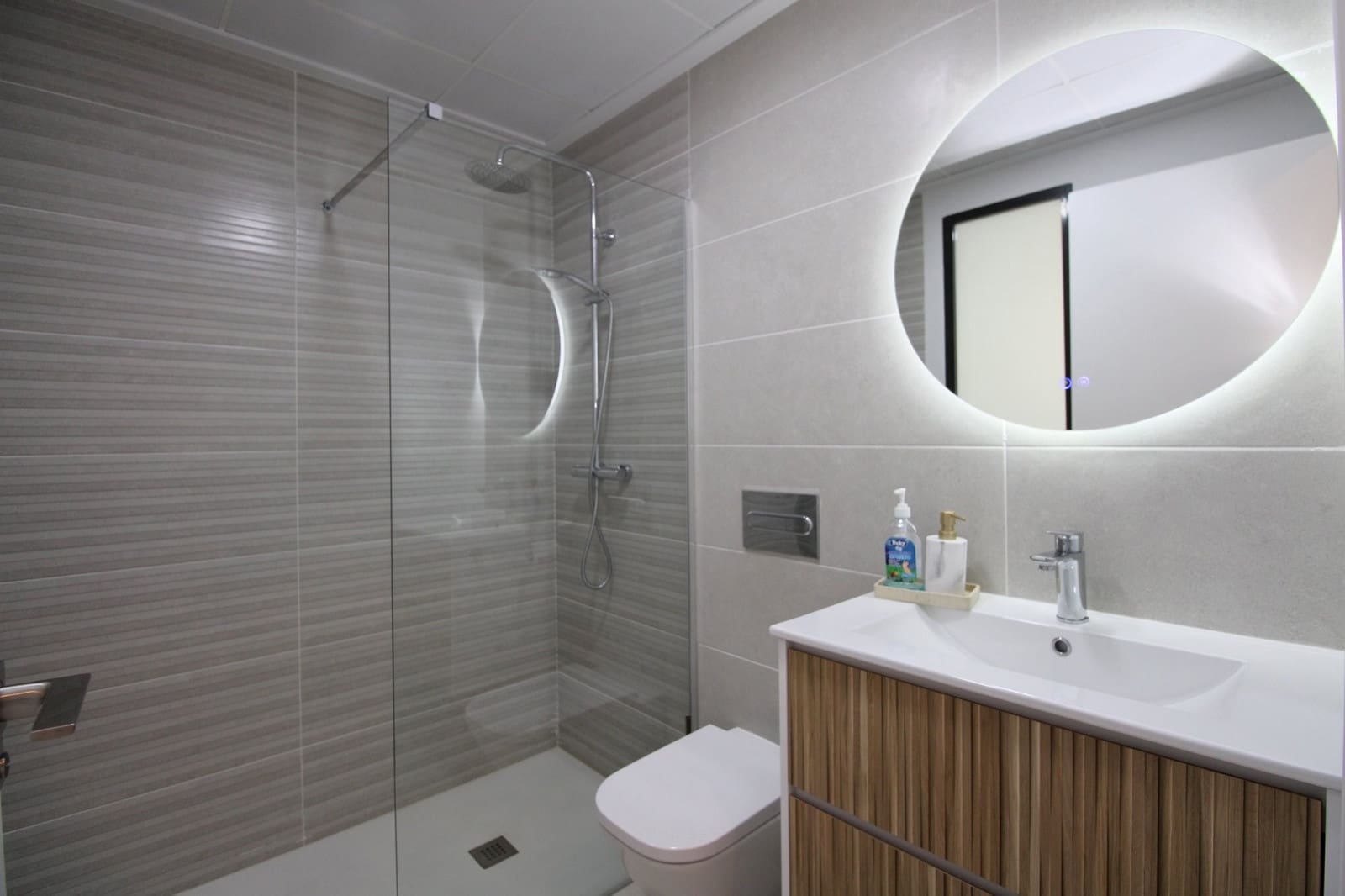 3 Zimmer Apartment zu verkaufen in Los Balcones mit Pool - 350.000 € (Ref: 9371817)