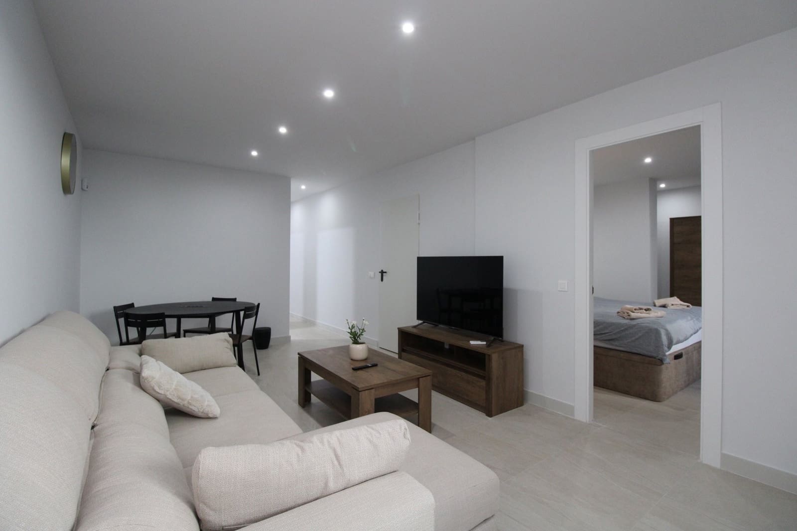 3 Zimmer Apartment zu verkaufen in Los Balcones mit Pool - 350.000 € (Ref: 9371817)