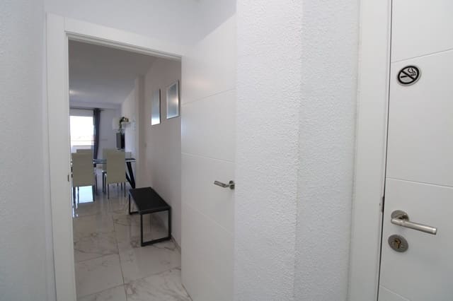 2 soveværelse Lejlighed til salg i La Zenia, Orihuela med swimmingpool - € 229.000 (Ref: 9375019)