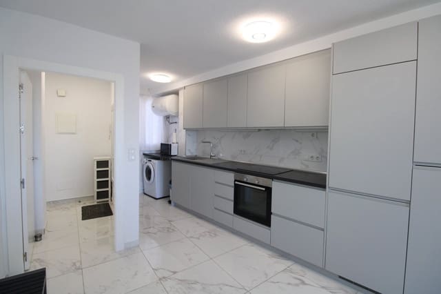 2 soveværelse Lejlighed til salg i La Zenia, Orihuela med swimmingpool - € 229.000 (Ref: 9375019)