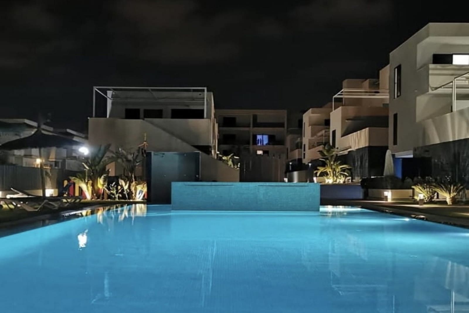 2 slaapkamer Appartement te koop in Playa Flamenca met zwembad - € 249.995 (Ref: 9382451)