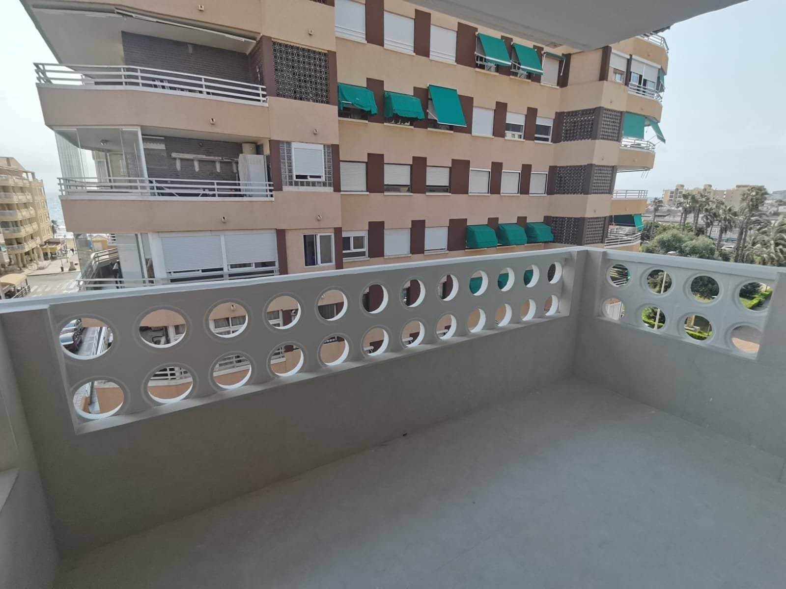 3 soverom Penthouse til salgs i Torrevieja - € 280 000 (Ref: 9382453)