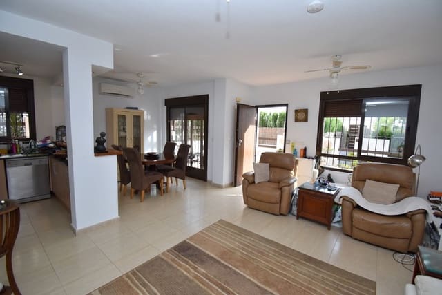 2 camera da letto Villa in vendita in Villamartin, Orihuela con piscina - 269.999 € (Rif: 9385186)