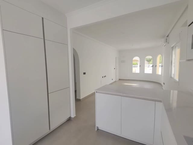 2 slaapkamer Villa te koop in Algorfa met zwembad - € 295.000 (Ref: 9385188)