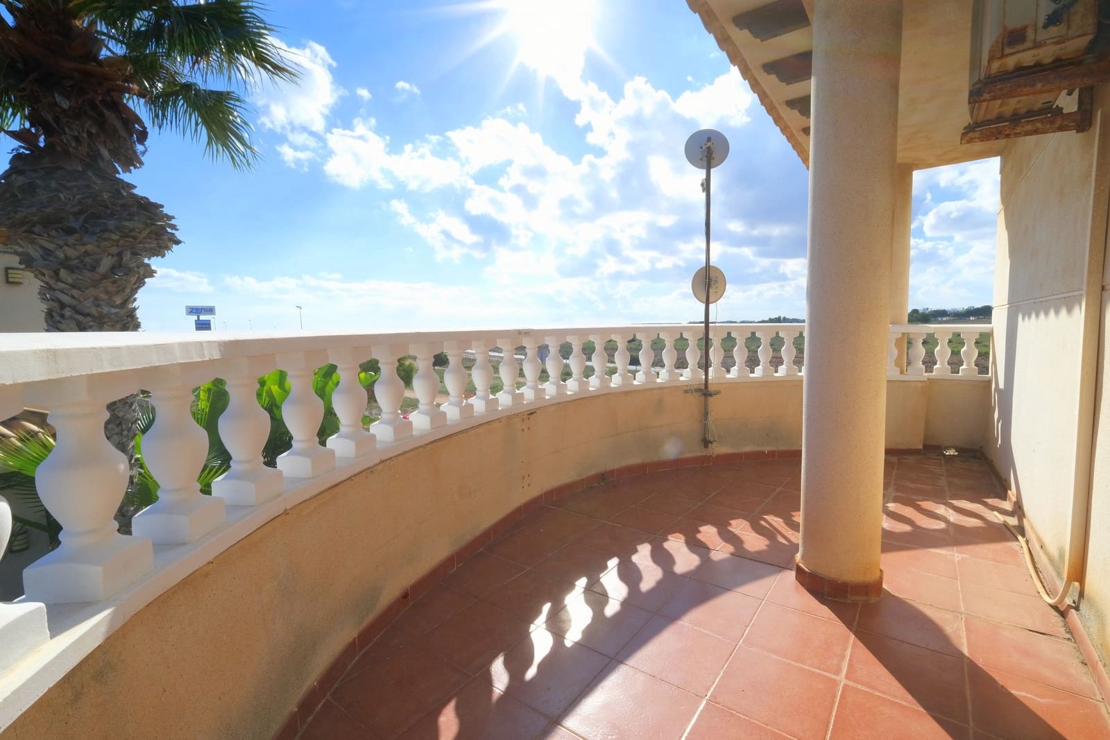 3 slaapkamer Villa te koop in Playa Flamenca met zwembad - € 385.000 (Ref: 9402970)