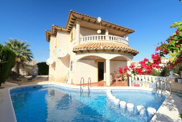 3 Zimmer Villa zu verkaufen in Playa Flamenca, Orihuela mit Pool - 385.000 € (Ref: 9402970)
