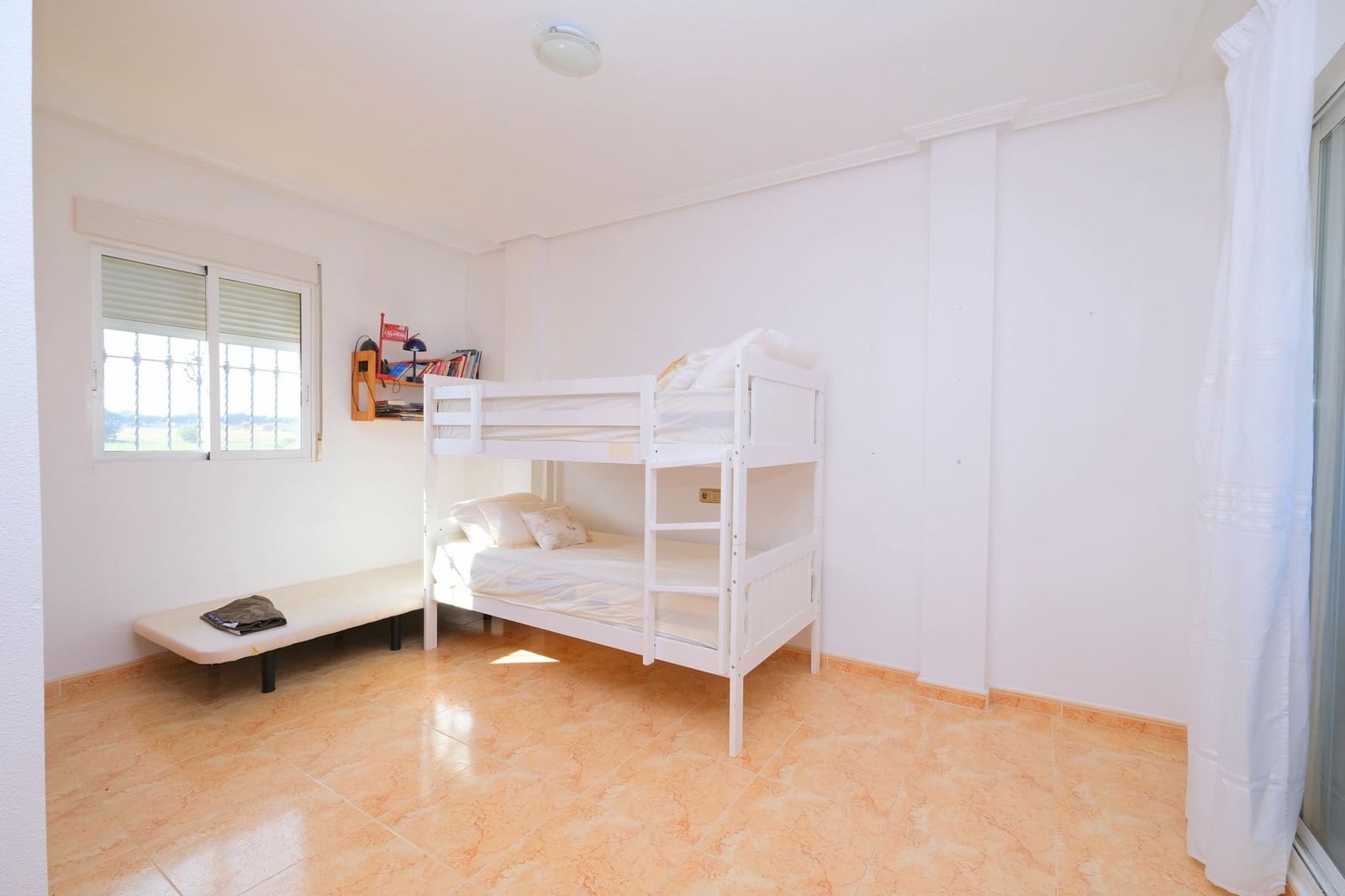 3 slaapkamer Villa te koop in Playa Flamenca met zwembad - € 385.000 (Ref: 9402970)