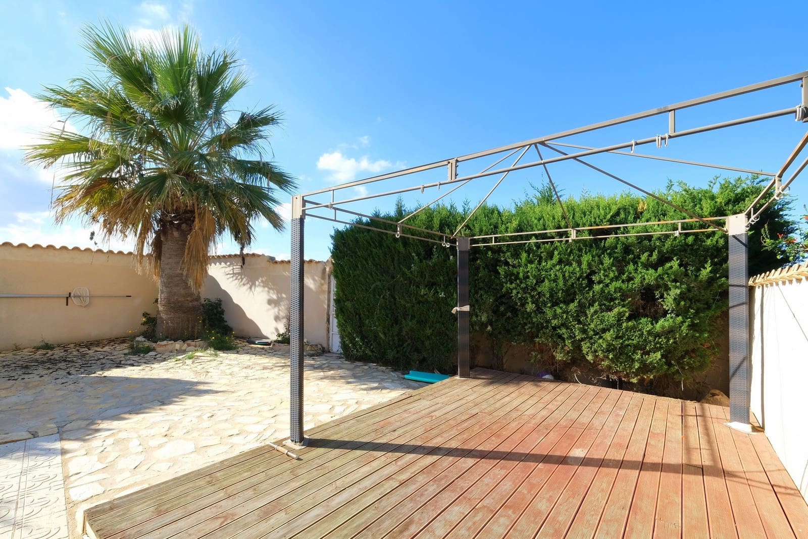 3 slaapkamer Villa te koop in Playa Flamenca met zwembad - € 385.000 (Ref: 9402970)