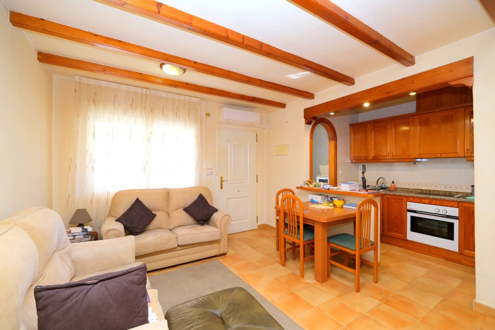 3 Zimmer Haus zu verkaufen in Villamartin mit Pool - 189.995 € (Ref: 9402971)