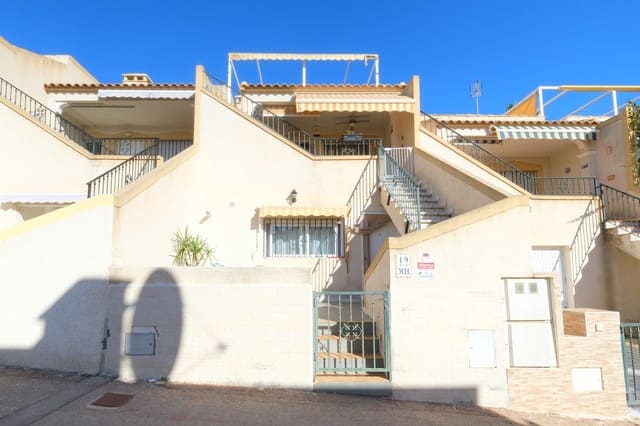 Casa de 3 habitaciones en Villamartin, Orihuela en venta con piscina - 189.995 € (Ref: 9402971)