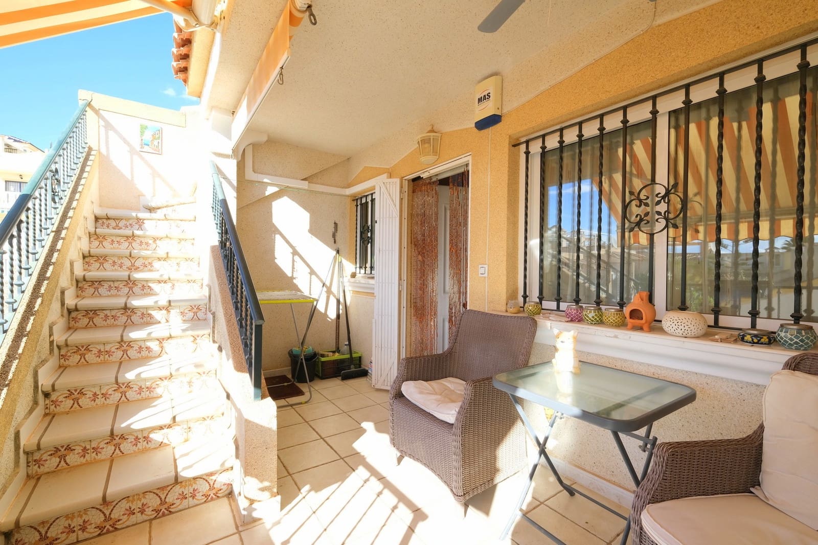 3 Zimmer Haus zu verkaufen in Villamartin mit Pool - 189.995 € (Ref: 9402971)