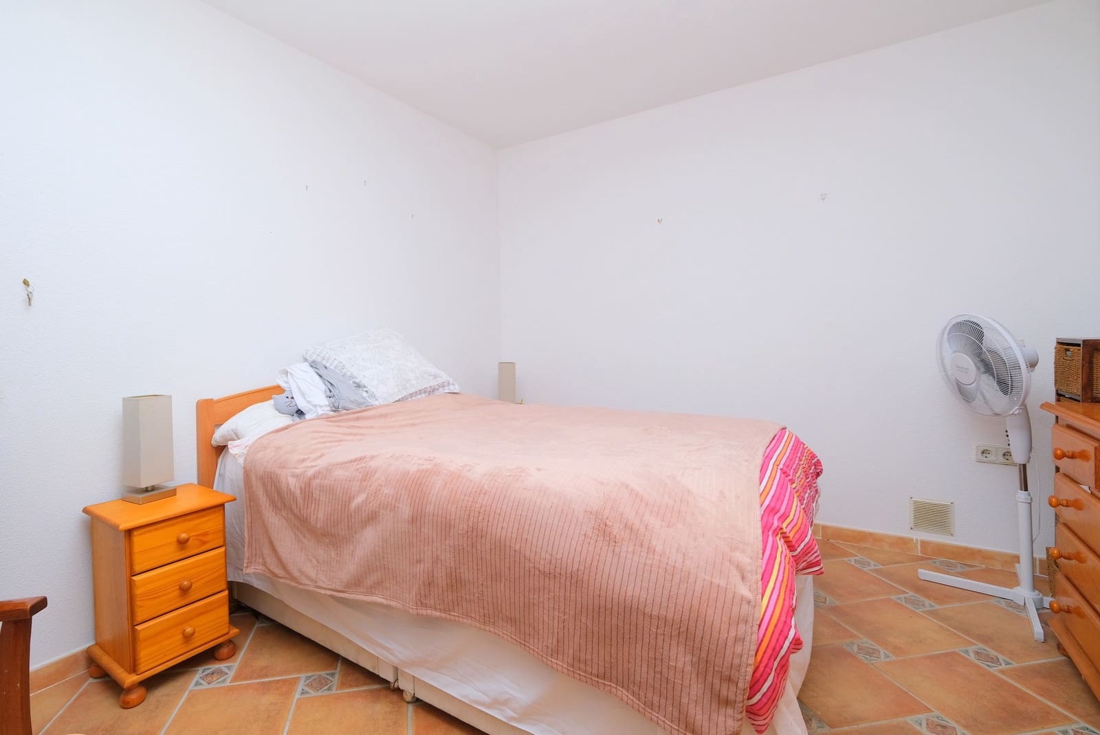 3 Zimmer Haus zu verkaufen in Villamartin mit Pool - 189.995 € (Ref: 9402971)