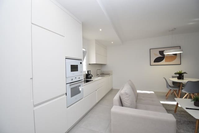 2 slaapkamer Appartement te koop in Playa Flamenca, Orihuela met zwembad - € 239.999 (Ref: 9402972)