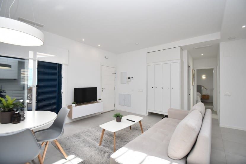 2 slaapkamer Appartement te koop in Playa Flamenca met zwembad - € 239.999 (Ref: 9402972)