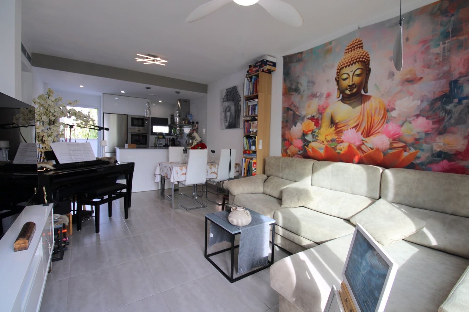 Ático de 2 habitaciones en Pilar de la Horadada en venta con piscina - 235.000 € (Ref: 9402973)