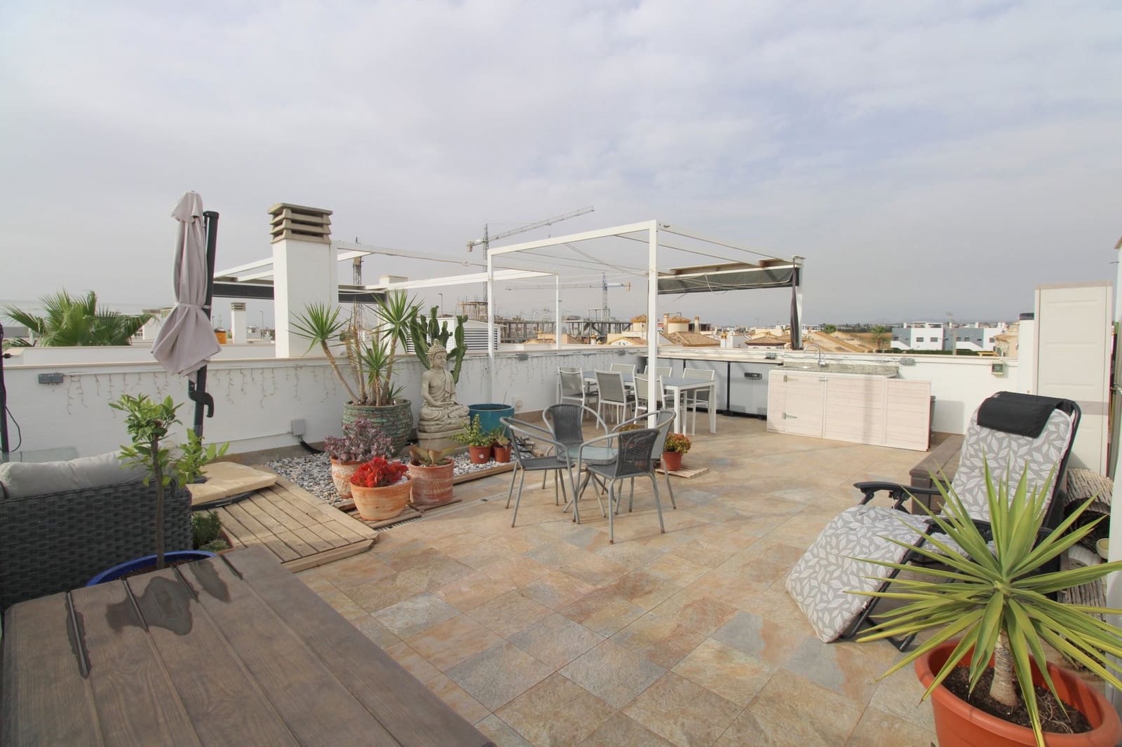 Ático de 2 habitaciones en Pilar de la Horadada en venta con piscina - 235.000 € (Ref: 9402973)