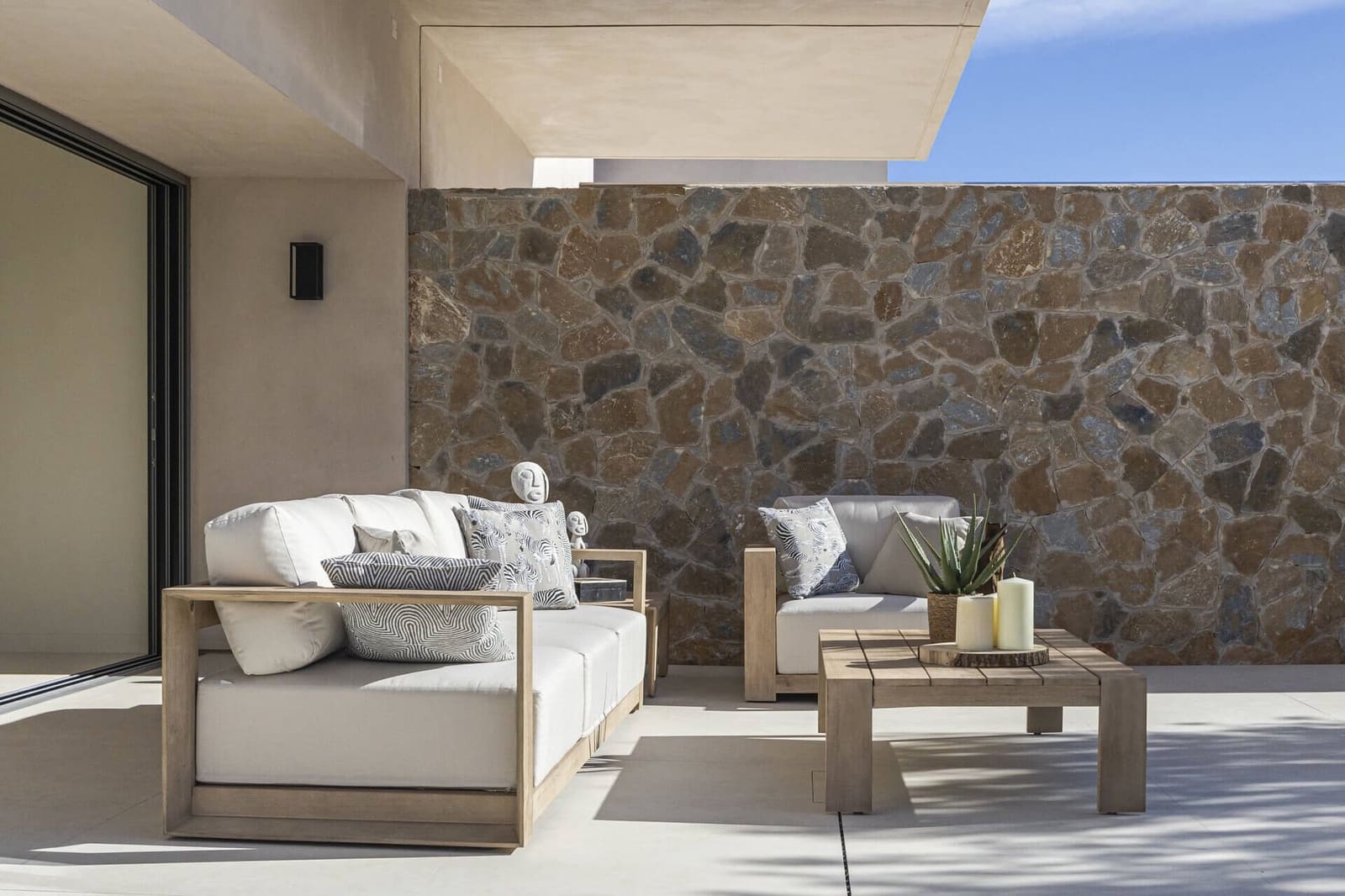 3 quarto Moradia para venda em Las Colinas Golf com piscina - 750 000 € (Ref: 9402974)