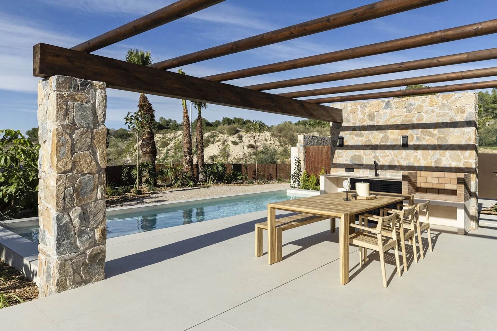 3 Zimmer Villa zu verkaufen in Las Colinas Golf mit Pool Garage - 1.090.000 € (Ref: 9402974)