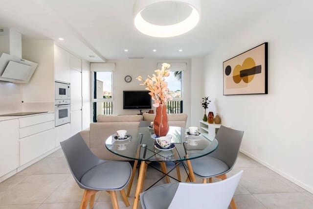 2 slaapkamer Appartement te koop in Playa Flamenca, Orihuela met zwembad - € 289.000 (Ref: 9410707)