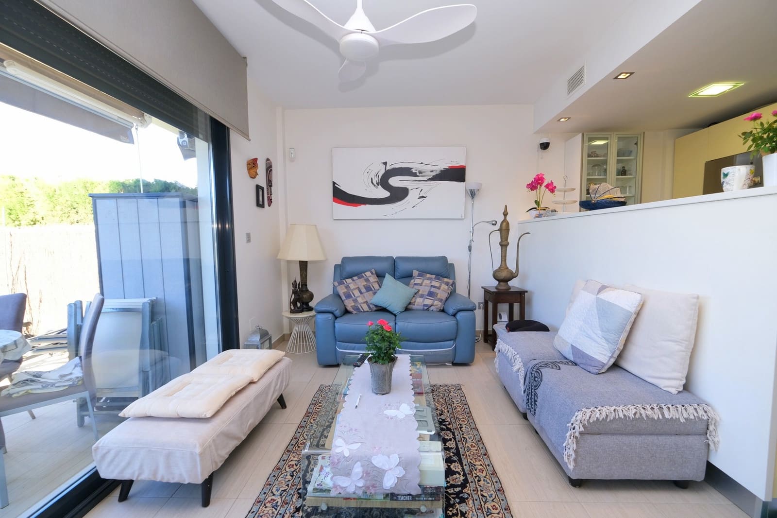 3 slaapkamer Appartement te koop in Punta Prima met zwembad - € 295.000 (Ref: 9415438)